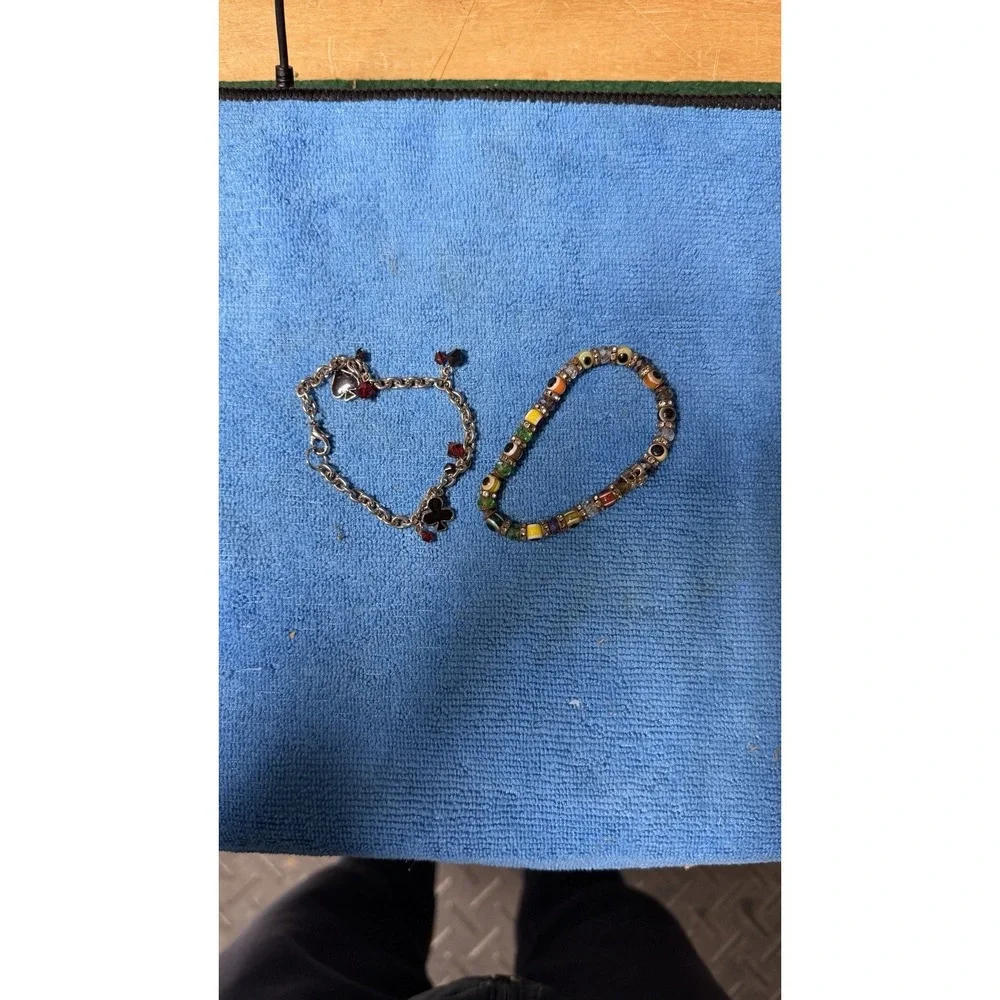 2 Vintage Bracelets Lot – Charm Chain & Beaded Stretch Bracelet‎